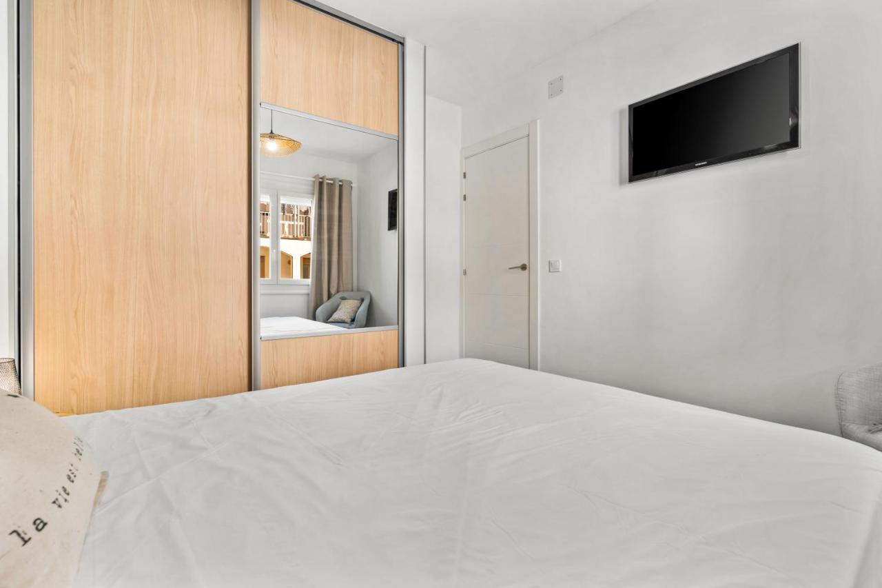 Apartamento Welcs -013- Con Terraza Y Piscina Διαμέρισμα Empuriabrava Εξωτερικό φωτογραφία